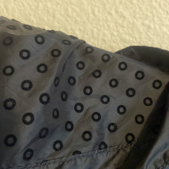 Ideology thin rain jacket size medium - Picture 4 of 5